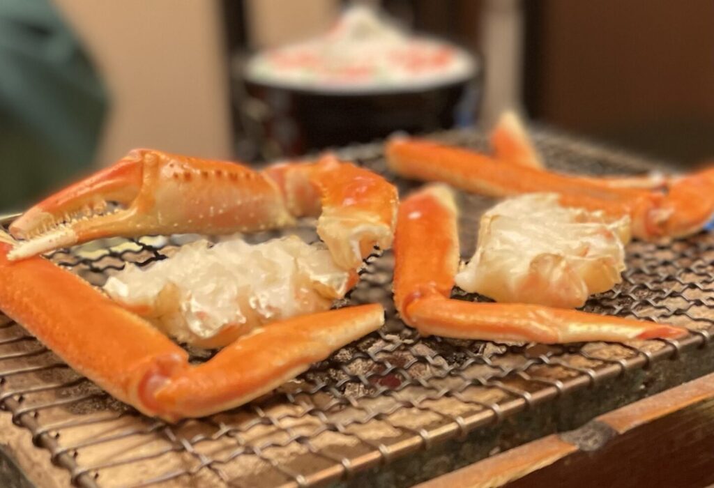 びわ湖花街道の夕食　蟹の炭火焼