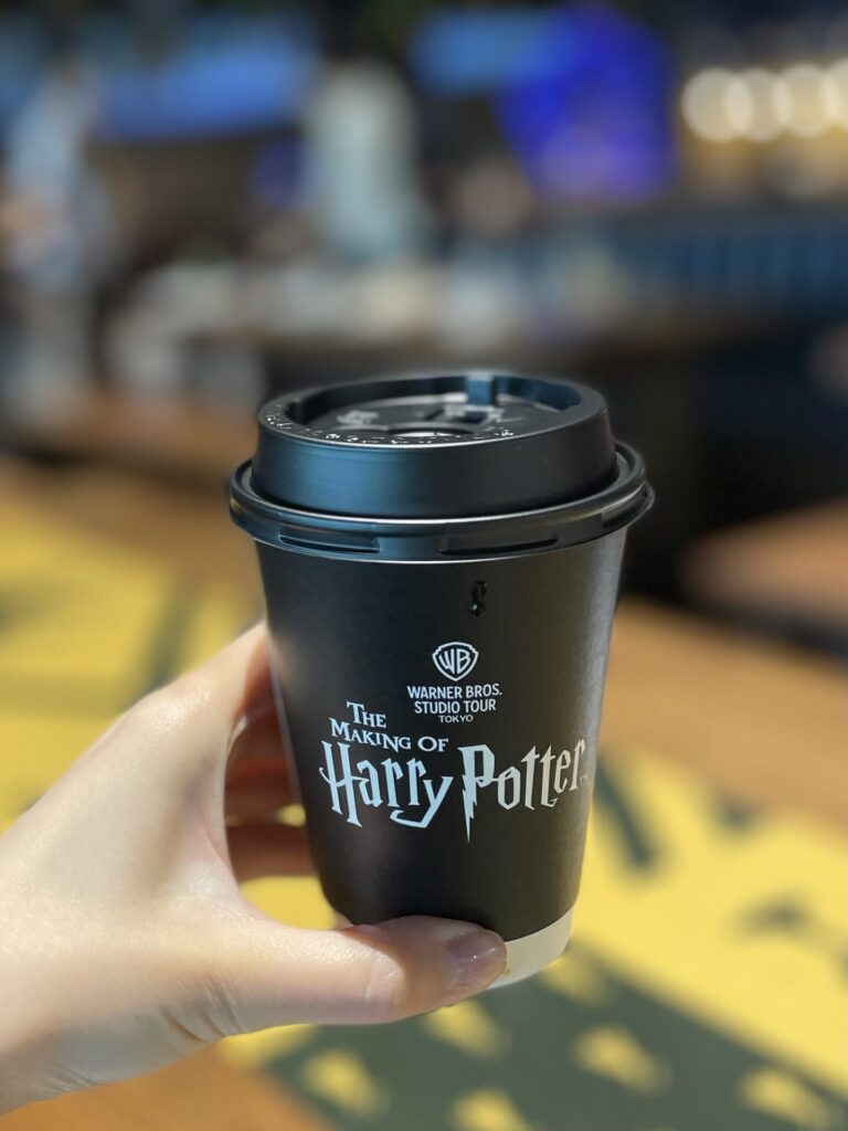 としまえん　ハリーポッタースタジオツアーのレストランメニュー　　ホットティー