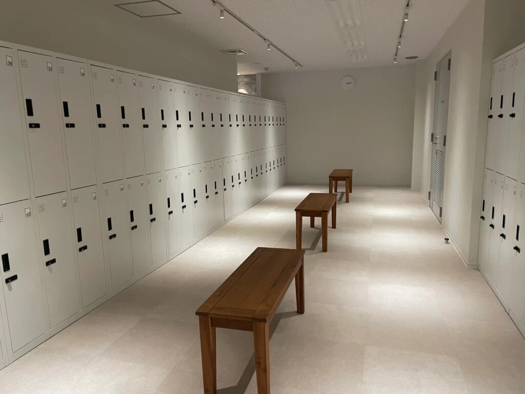 ピラティスK京都四条烏丸店のロッカールーム