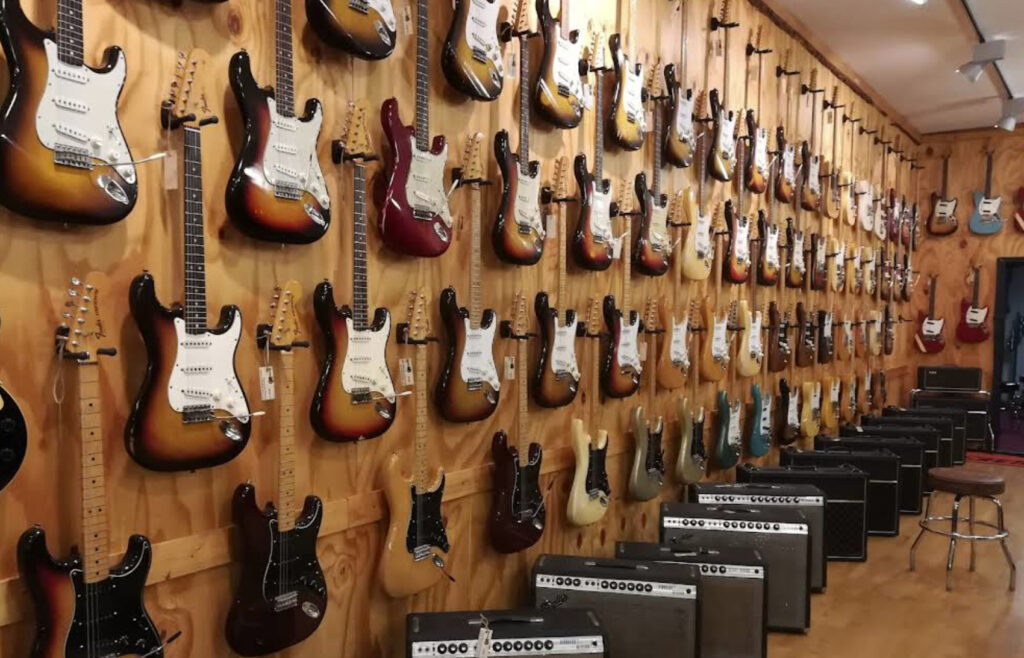 ミセス若井滉斗もアナザースカイで訪れた、ドイツ「ギターポイント」の店内写真