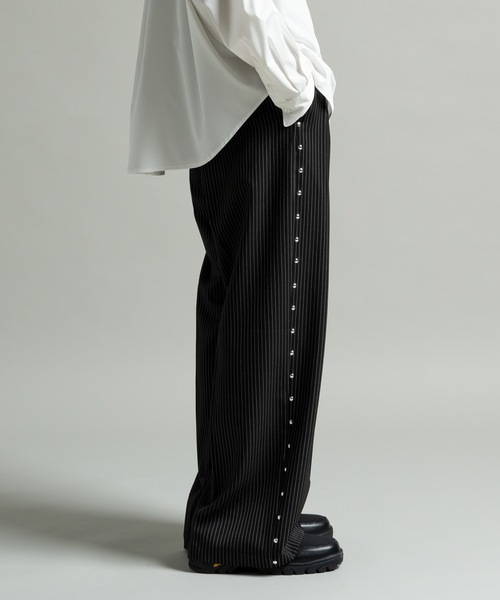 ミセス 若井滉斗さん アナザースカイで着用したファッションアイテム ボトムス